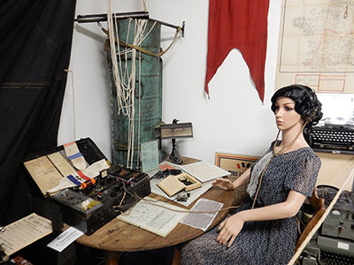 valise de la résitance et container de parachutage